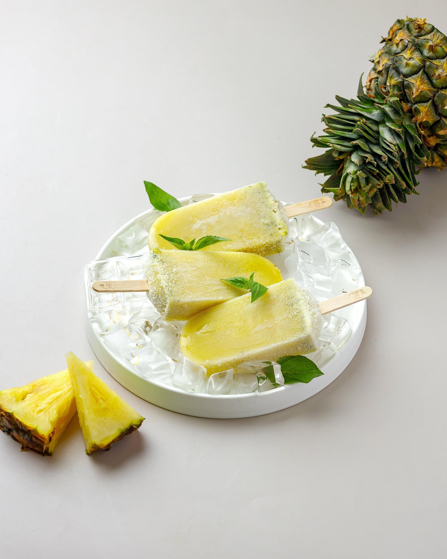 PINEAPPLE POPS (70cal)